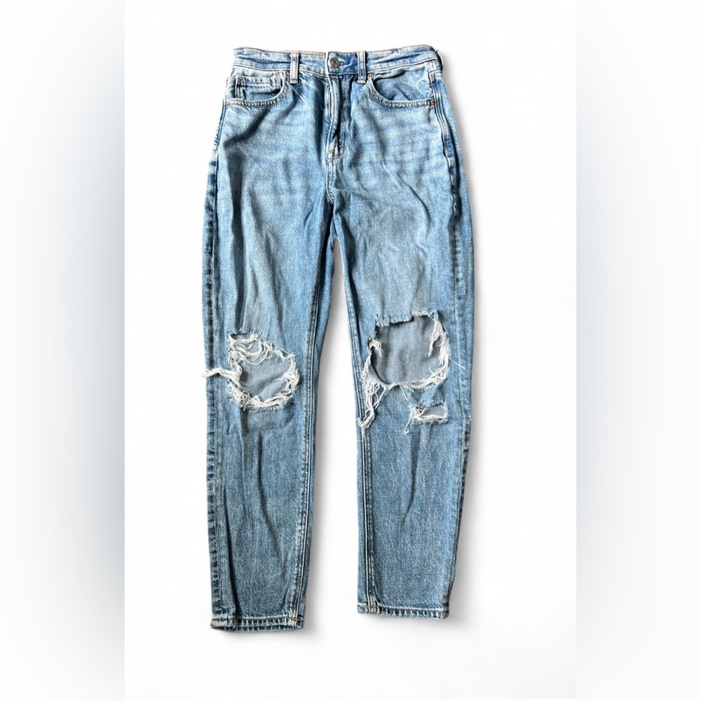 American Eagle Outfitters Light Blue Distressed Jeans